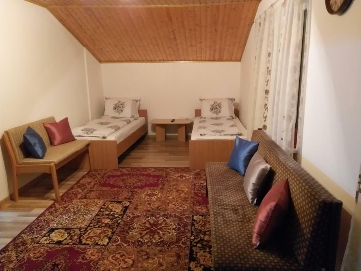 Appartement Apartament Basak 5 à Deva Extérieur photo